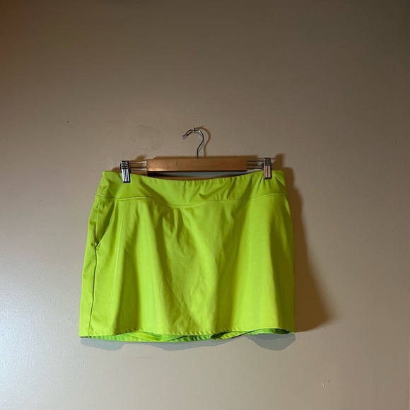 Tommy Bahama Dresses & Skirts - Tommy Bahama Golf  XL Skort Lime Green Chartreuse Pickleball Tennis